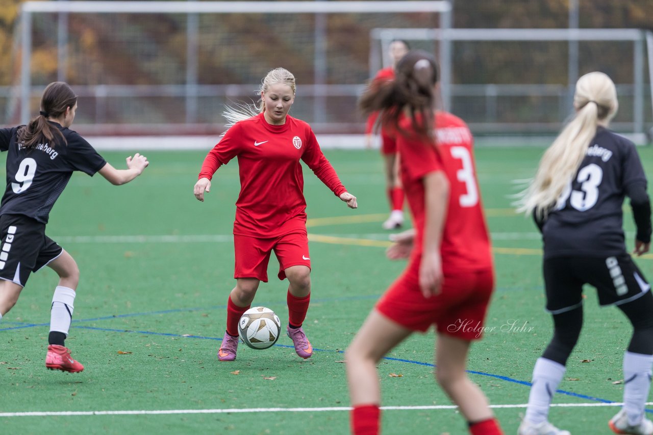 Bild 316 - wCJ VfL Pinneberg - Eimsbuettler TV : Ergebnis: 0:3